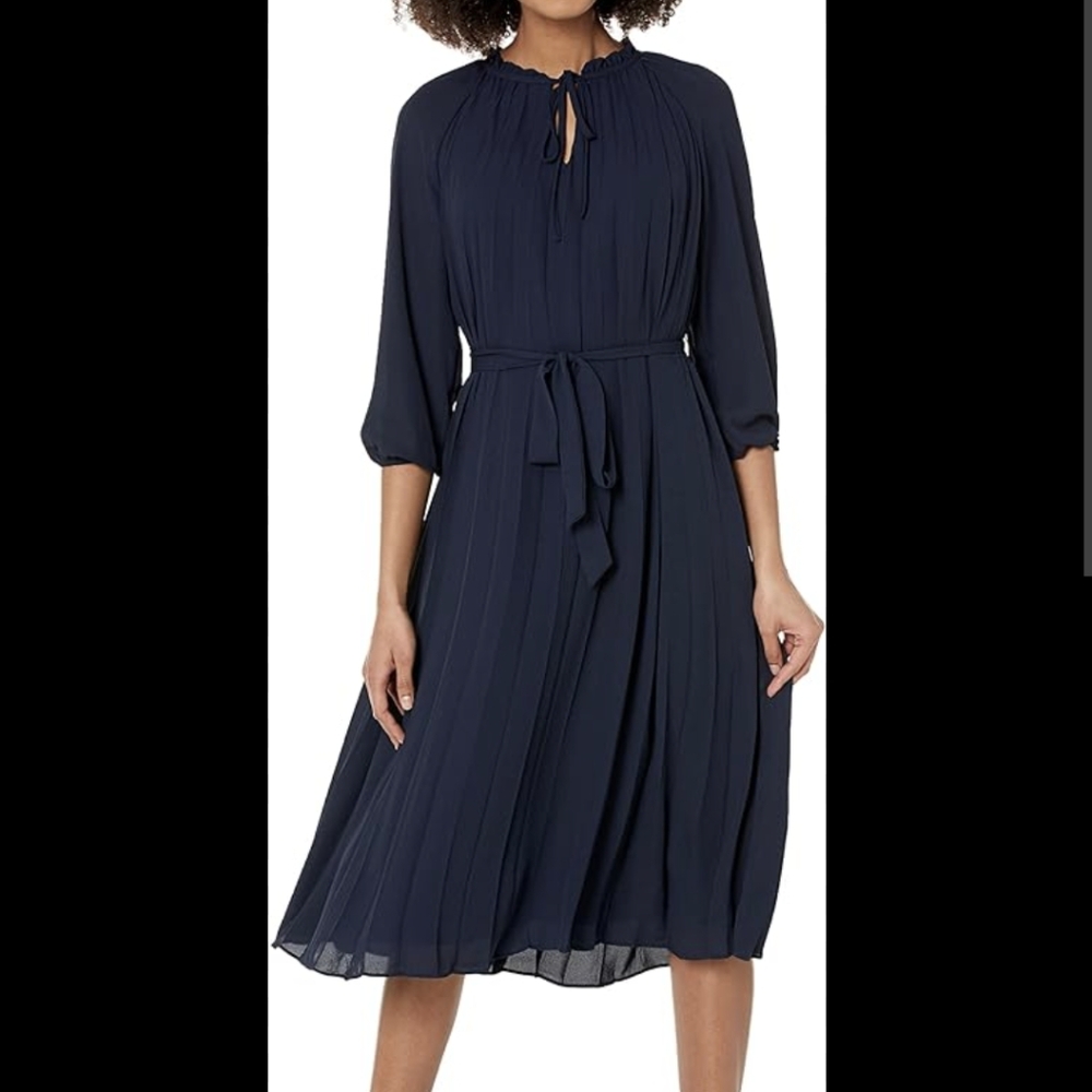 Navy Pleated Tie-Waist Midi Dress